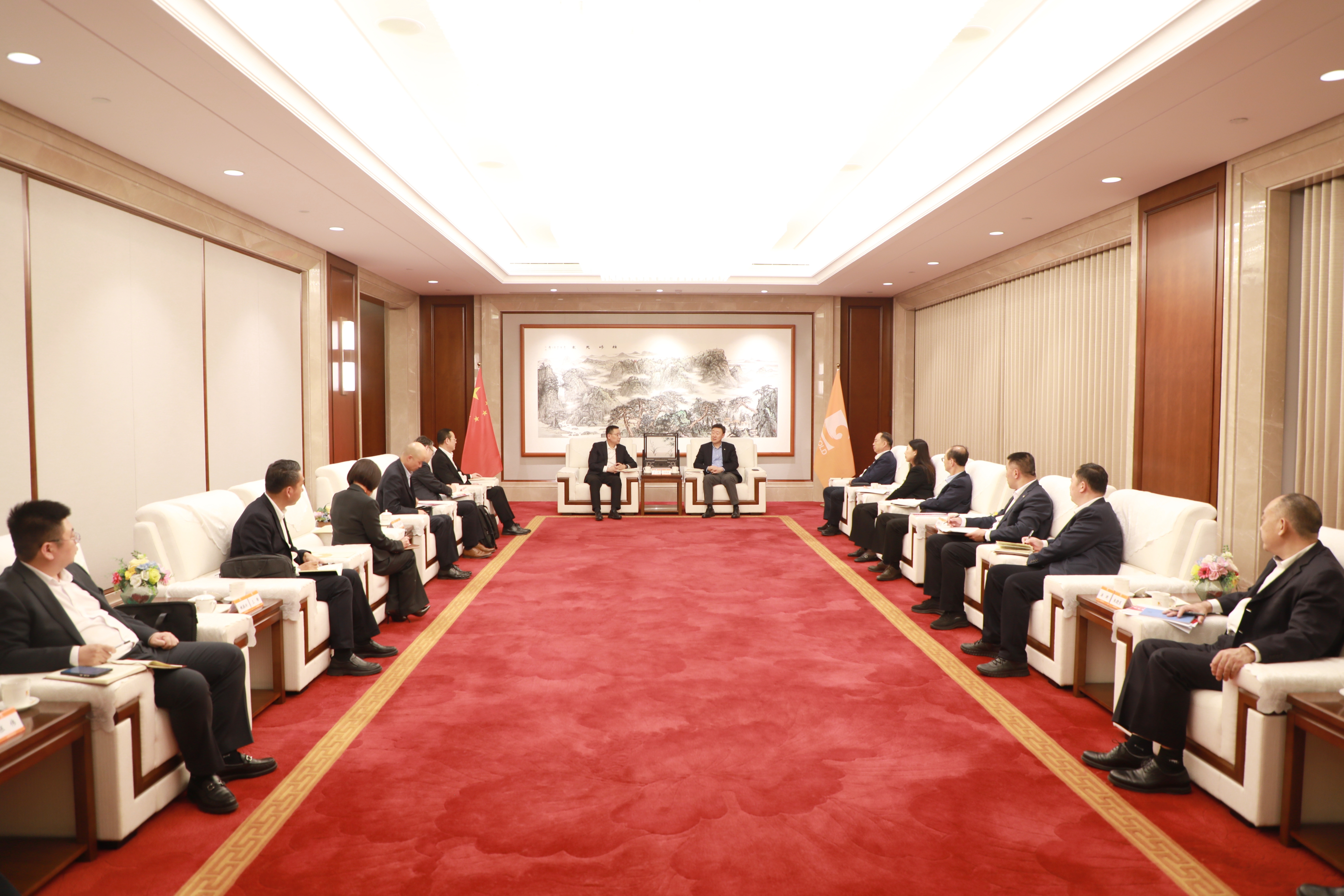 张晓海会见中国人保寿险公司党委委员、、、副总裁巴音一行